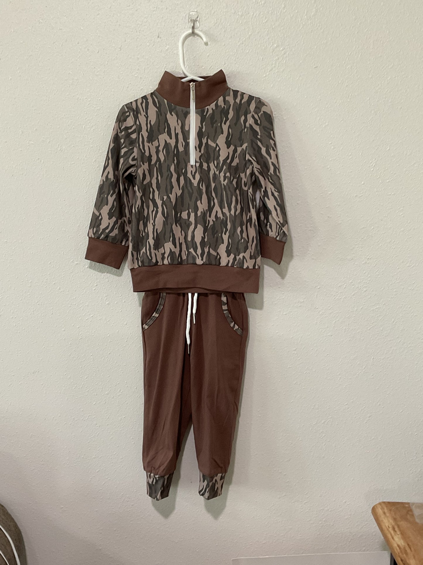 Camo jogger sets